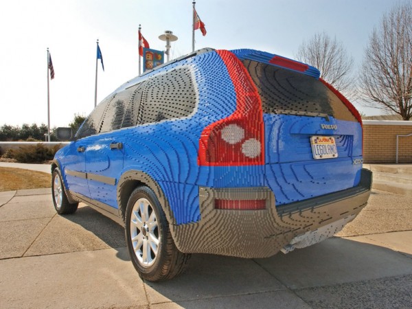 2004 Volvo XC90 Made of Legos