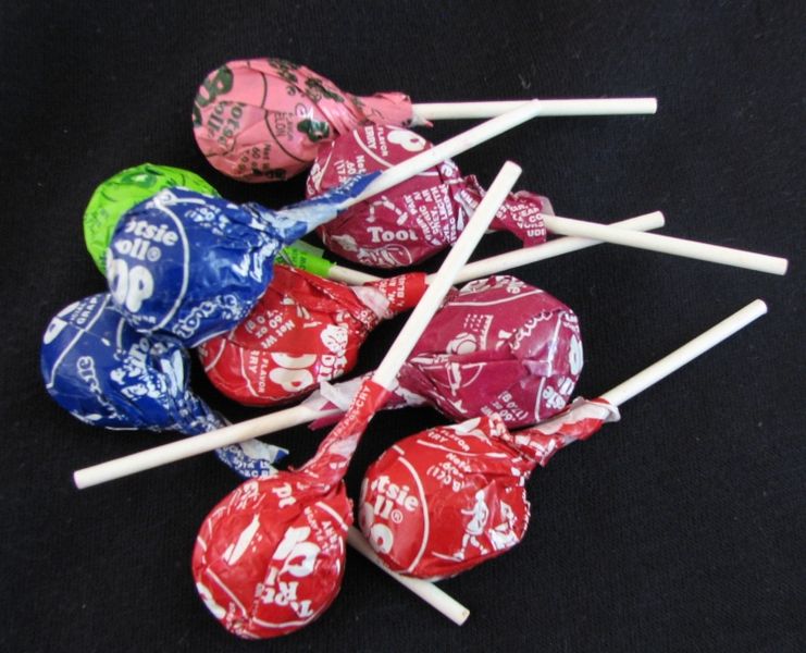 Myth Tootsie Roll Industries used to give away prizes if the wrapper of a 