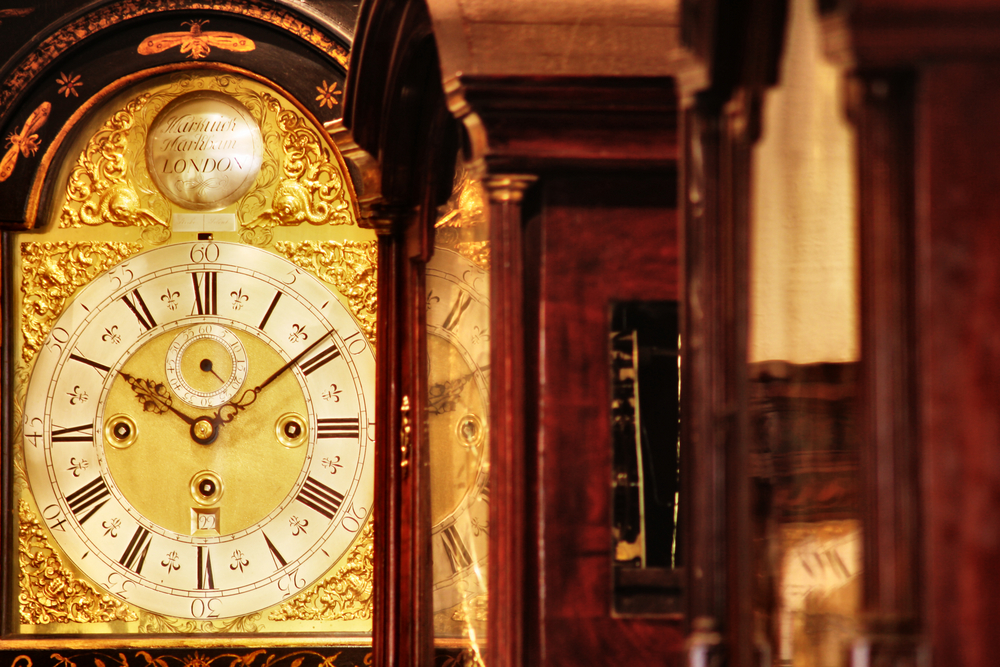 How do you troubleshoot a Pearl Grandfather Clock?