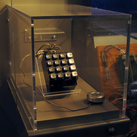 Rare Wozniak-Jobs blue box phone phreaking device could fetch $100,000