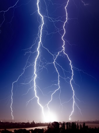 lightning2