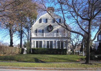 Amityville_horror_house