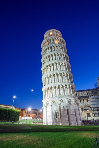 leaning-tower