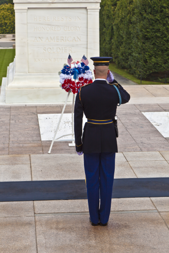 tomb-of-the-unknown-soldier2