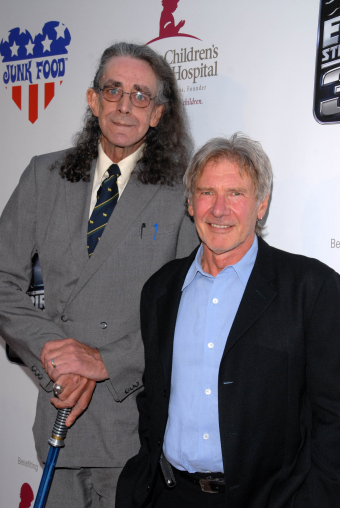 Peter-Mayhew-and-Harrison-Ford