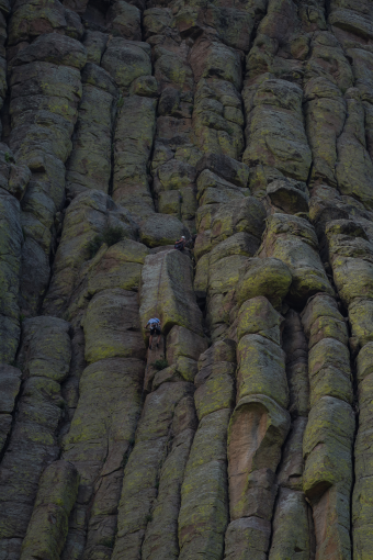 devils-tower-climb