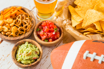 football-and-nachos