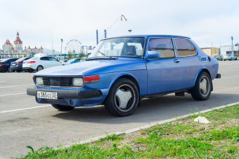 saab900