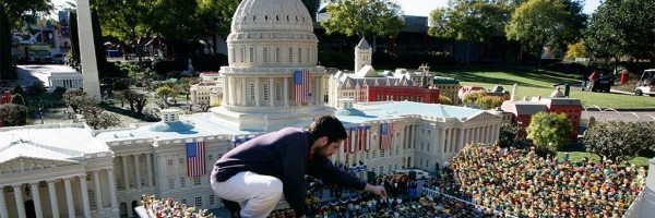 Obama Inauguration in Legos